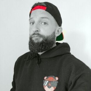 Photo of Jhey Tompkins